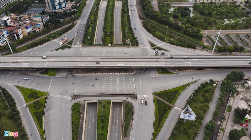 A bird's eye view of Hanoi streets in social distancing period