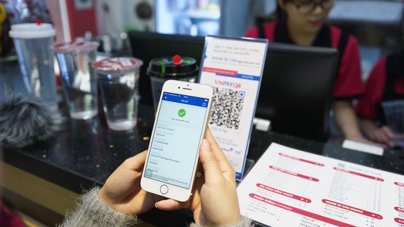 Covid-19 boosts cashless payments in Vietnam