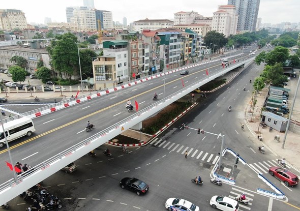 Hanoi invests over US$300 million per year to improve transport infrastructure