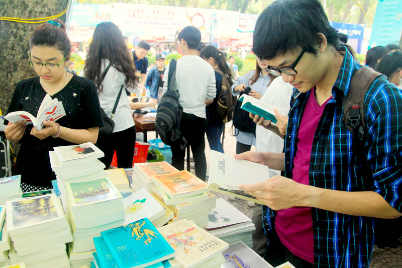 Hanoi promotes reading culture