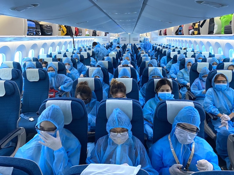 Vietnam suspends inbound flights from UK and South Africa to prevent new coronavirus variant