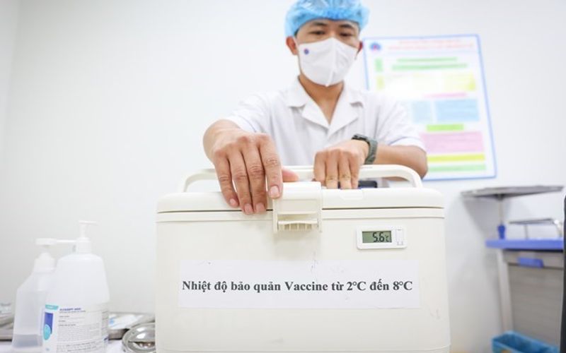 JICA provides Vietnam with 1,600 cold storage boxes for vaccine preservation