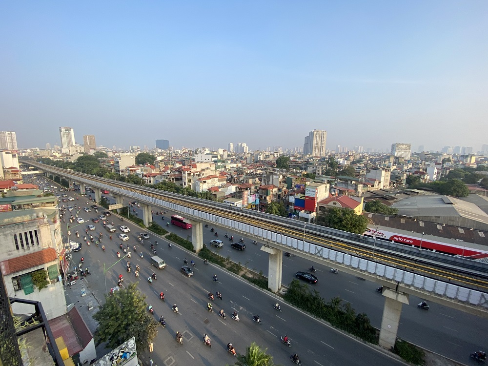 Fighting traffic gridlocks: Hanoi needs more than one hero 