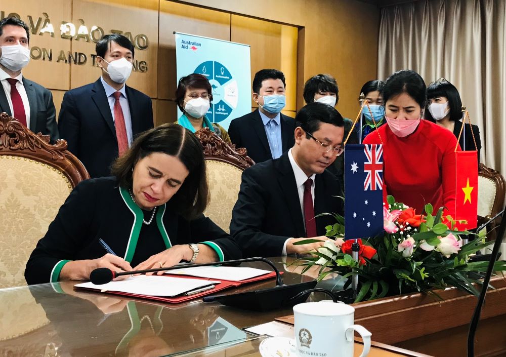 Australia, Vietnam launch US$37M human resource program for 2021-2025