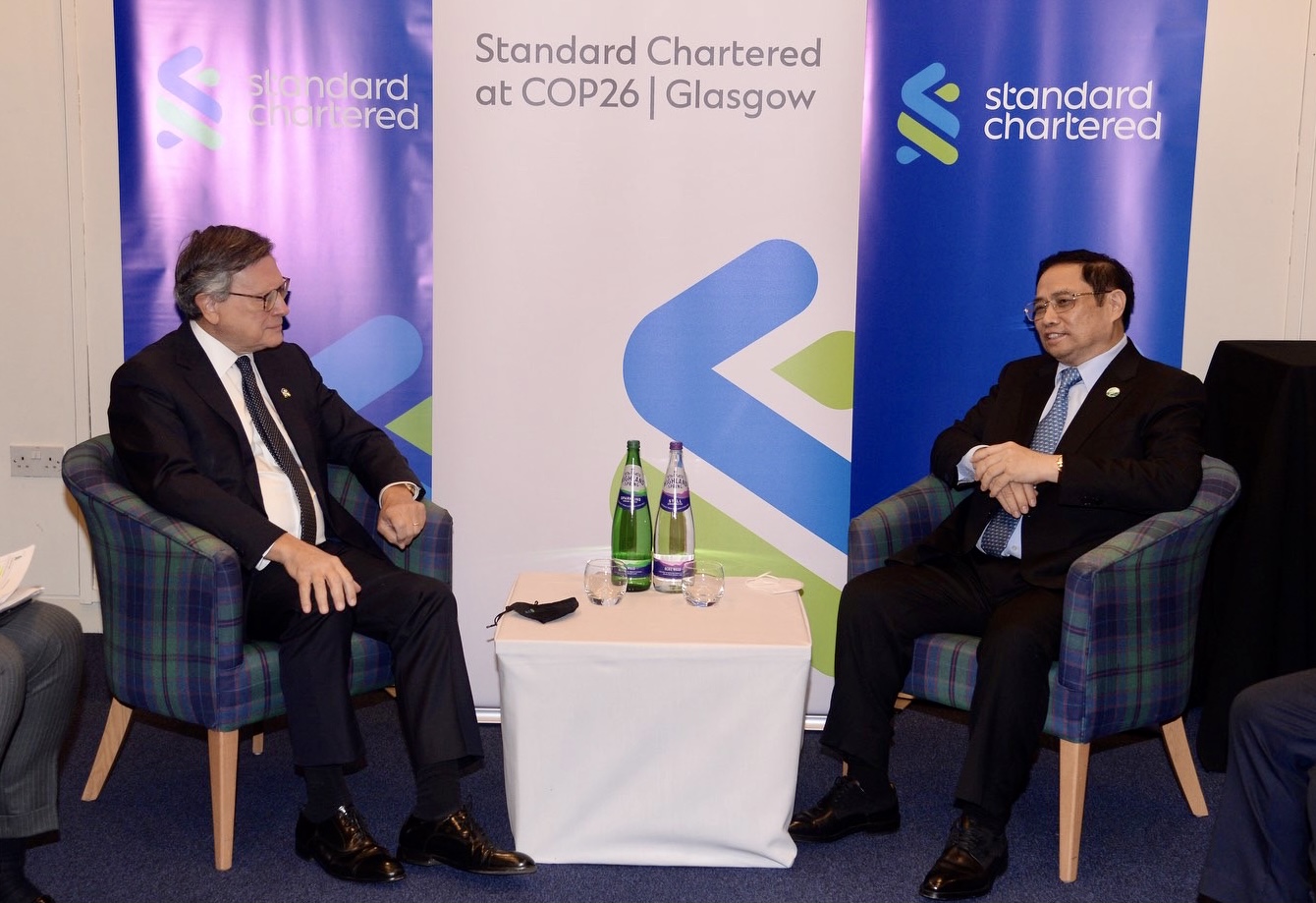 Standard Chartered pledges US$8 billion investment for sustainable development in Vietnam