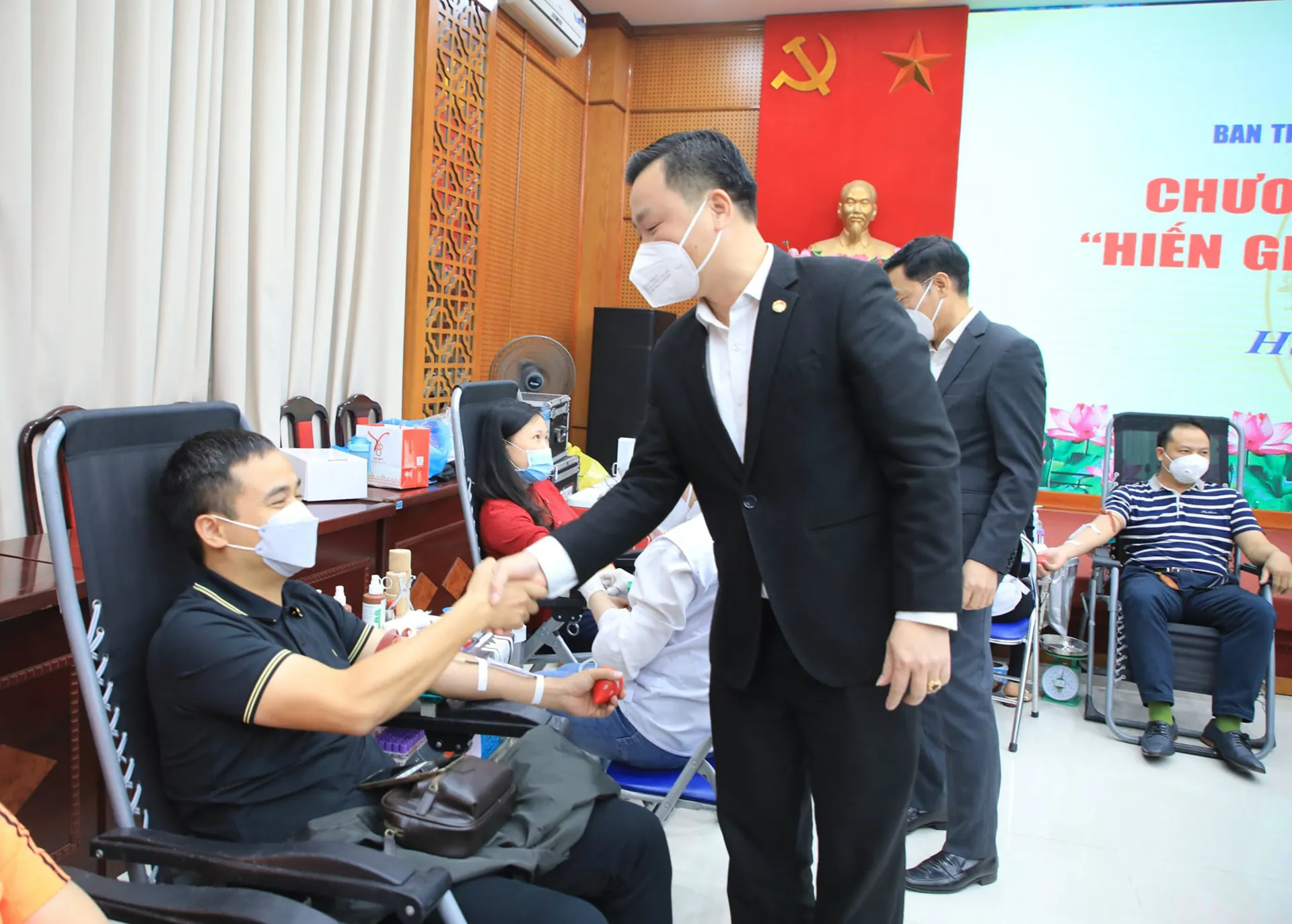 Các tổ chức tôn giáo Hà Nội hưởng ứng chương trình hiến máu cứu người