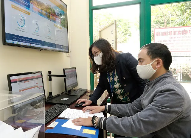 Thực hiện Chương trình số 01-Ctr/TU của Thành ủy Hà Nội: Chuẩn hóa quy trình, hình thành chính quyền số