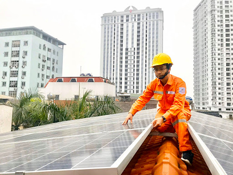 Hanoi takes the lead in energy savings in 2021