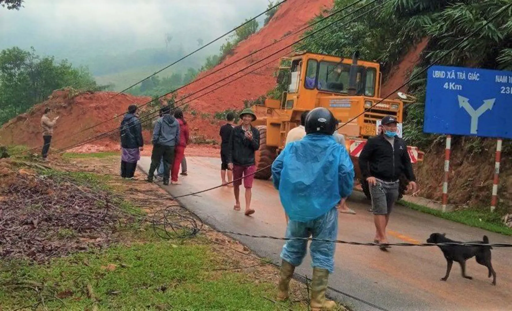 3 xã vùng cao Quảng Nam bị cô lập do sạt lở