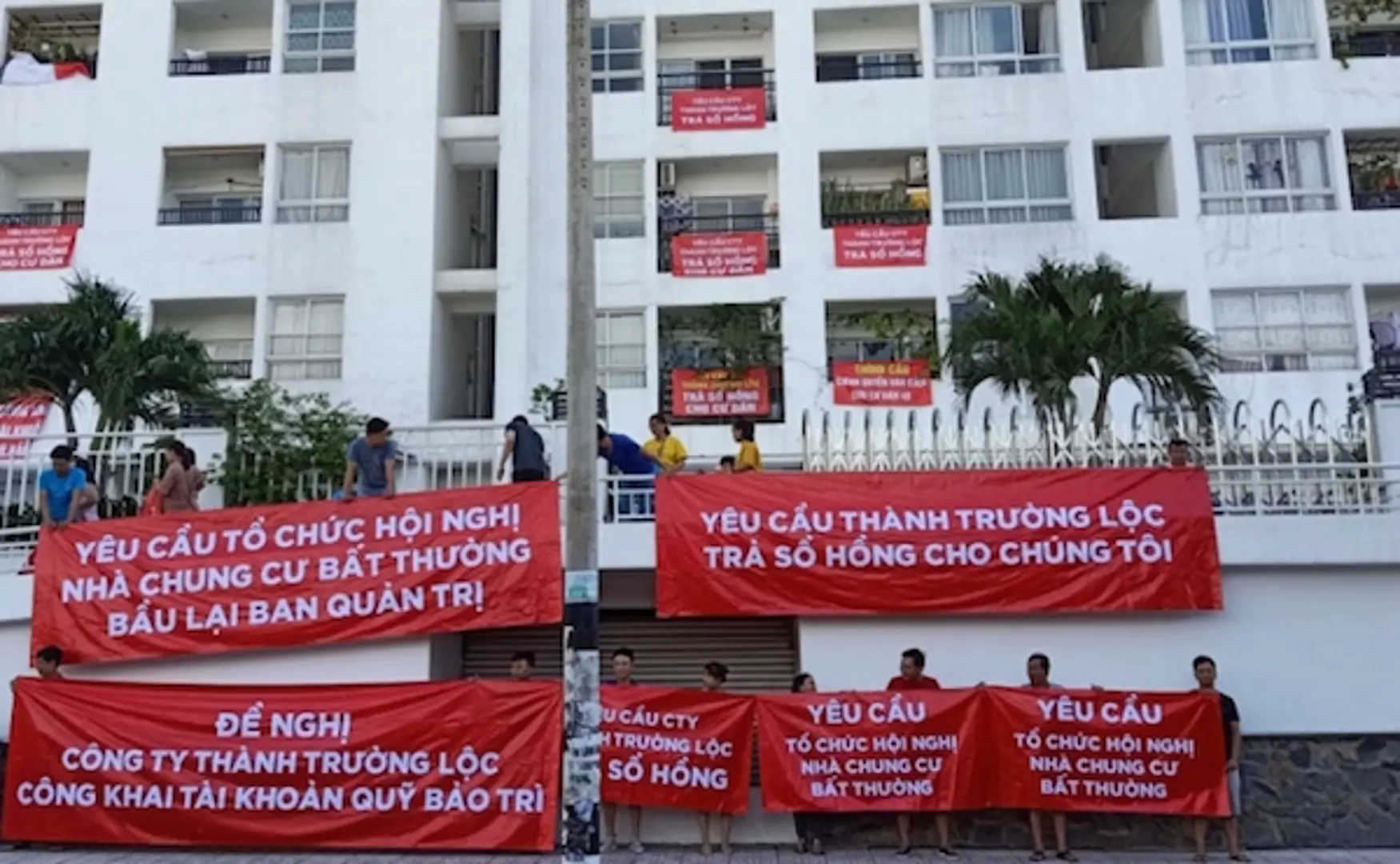 TP Hồ Chí Minh: Chỉ đạo xử lý dứt điểm việc cấp sổ hồng cho người mua nhà