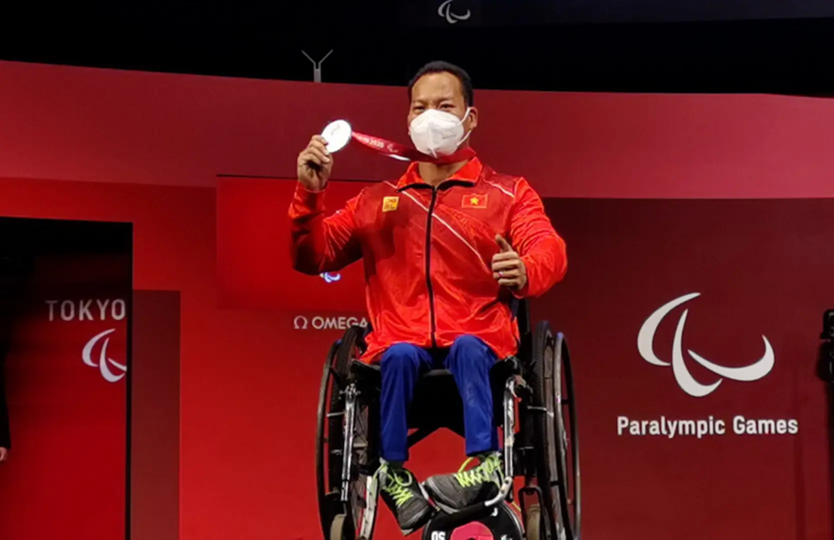 Lực sĩ Lê Văn Công mất HCV tại Paralympic Tokyo 2020 vì cân nặng