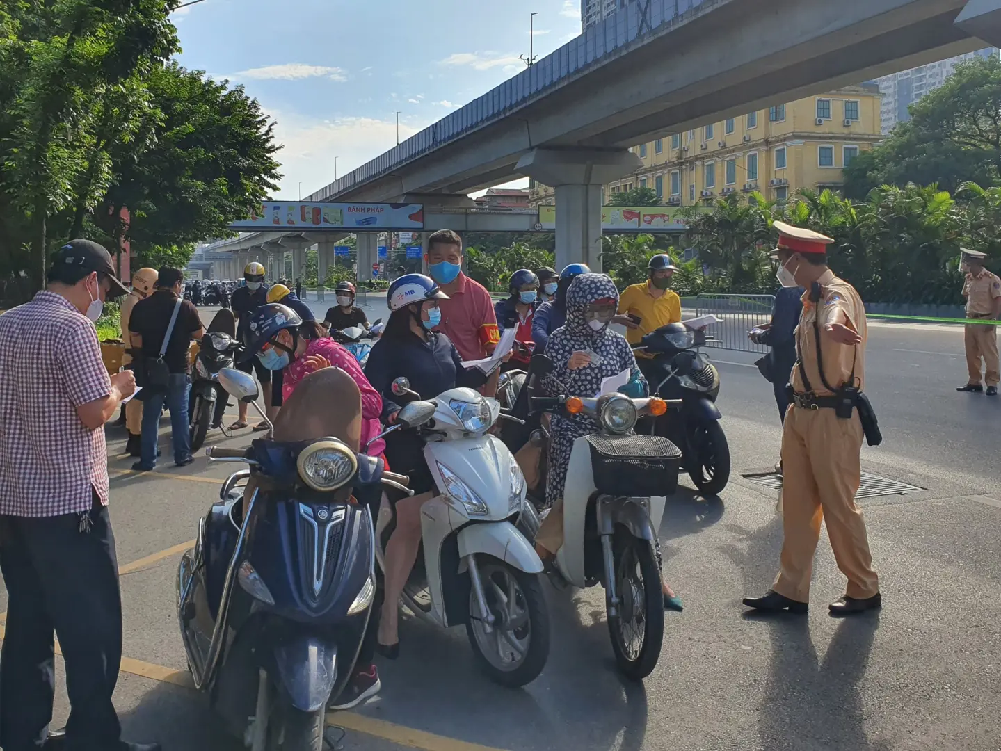 Công an Hà Nội: Tập trung cao độ phòng chống dịch bệnh, tội phạm để đảm bảo cuộc sống của Nhân dân