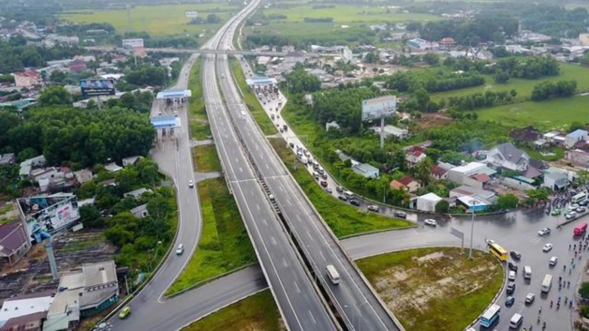 Hoàn thiện phương án trình Quốc hội Dự án xây dựng công trình đường bộ cao tốc Bắc - Nam phía Đông