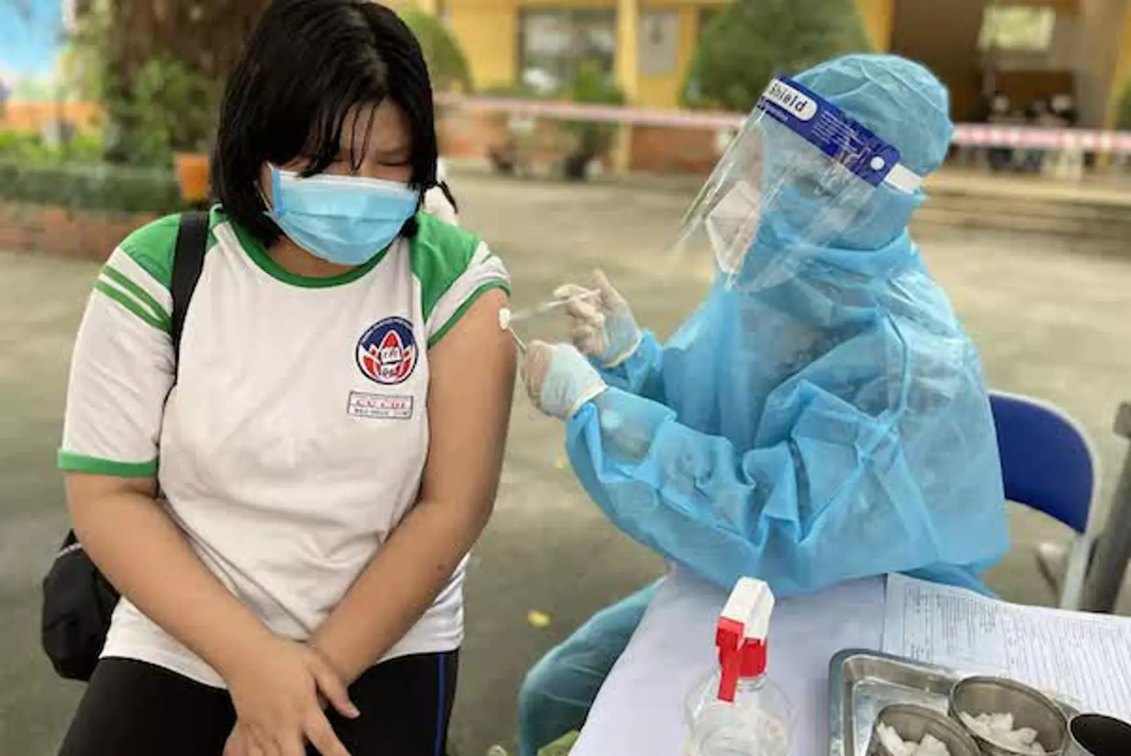 TP Hồ Chí Minh tổ chức tiêm vaccine đợt 2 cho trẻ em từ 12-17 tuổi