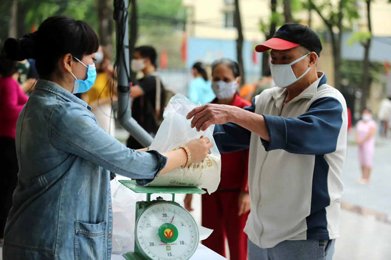 Hà Nội: Hỗ trợ lao động ngoại tỉnh không có nơi cư trú trong thời gian giãn cách xã hội