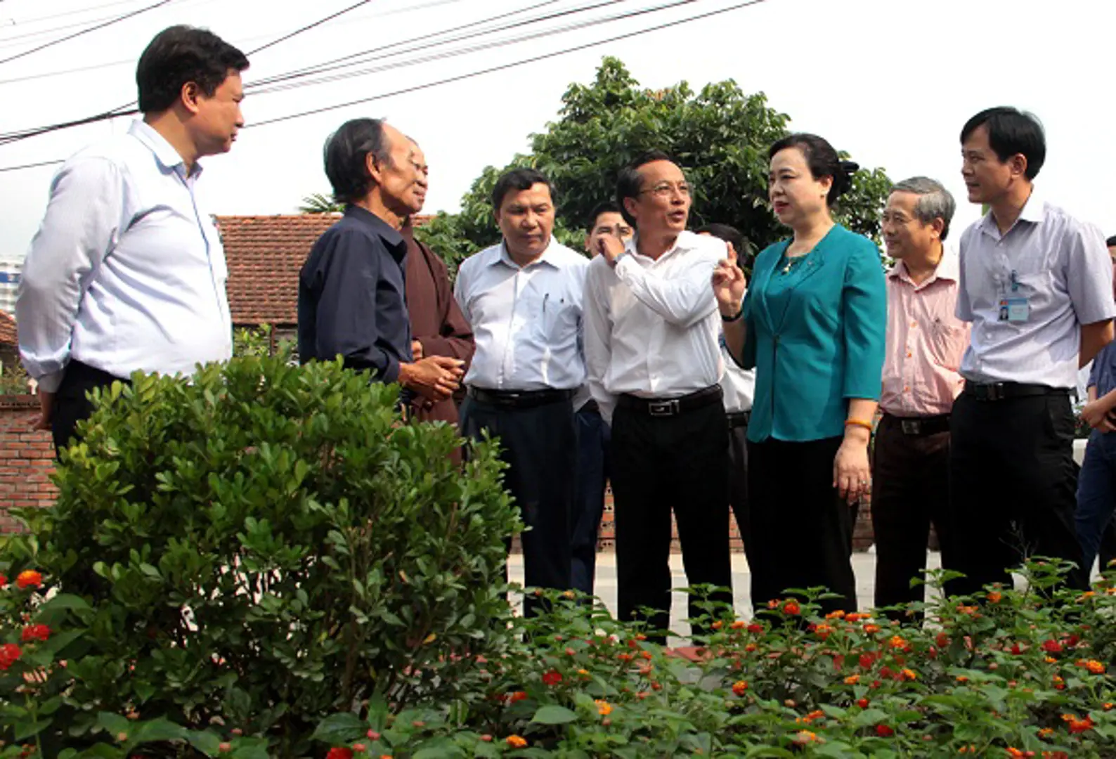 Đừng làm quy chế dân chủ theo phong trào, lúc lên lúc xuống