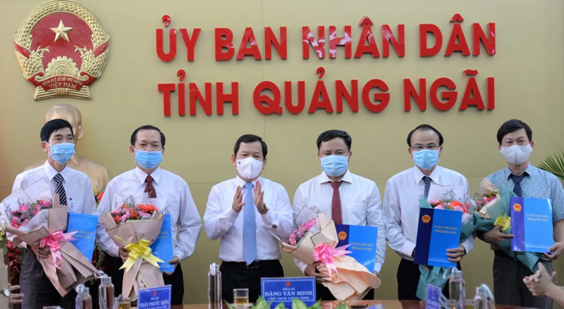 Quảng Ngãi: Trao quyết định bổ nhiệm 5 giám đốc sở