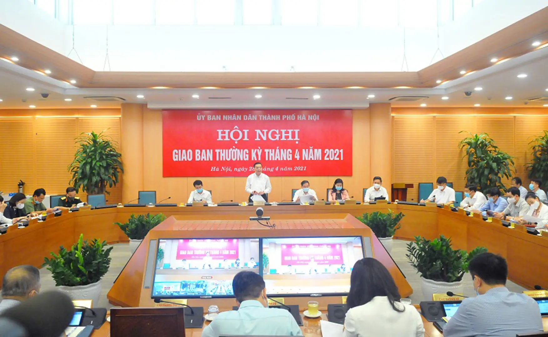 Hà Nội: Thực hiện hiệu quả “mục tiêu kép”, sản xuất kinh doanh tháng 4/2021 phục hồi tích cực