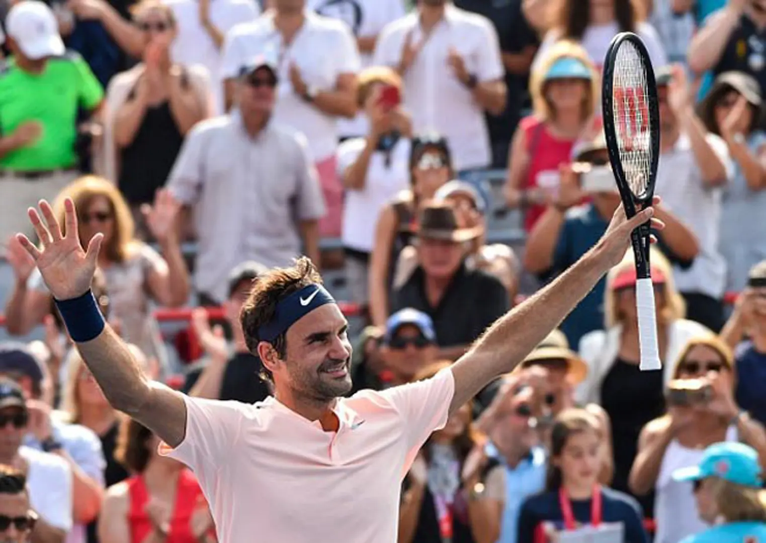 Rogers Cup ngày 5:  Federer lại hưởng niềm vui trước Agut