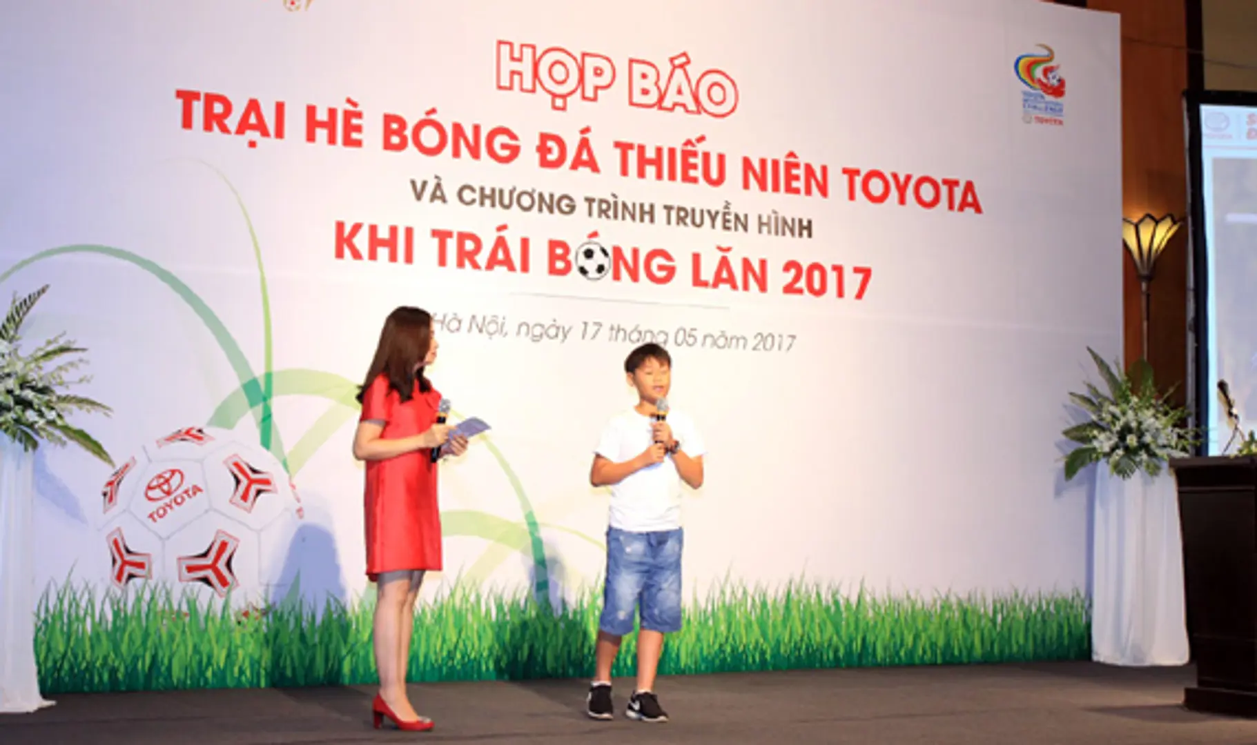 Khởi động trại hè bóng đá thiếu niên Toyota 2017