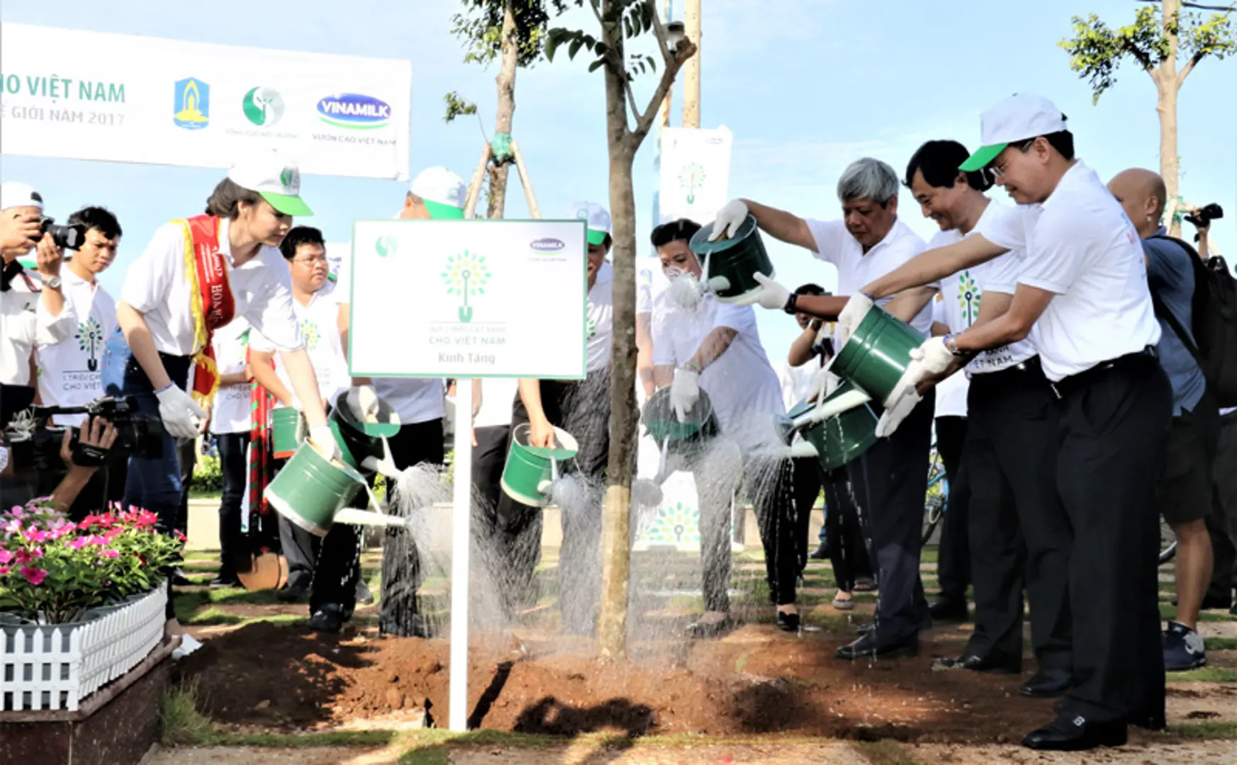 Vinamilk trồng hơn 110.000 cây xanh tại Vũng Tàu