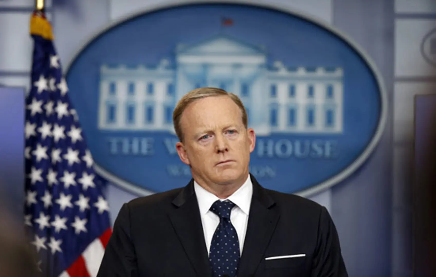 Thế giới tuần qua: Thư ký báo chí Nhà Trắng Sean Spicer từ chức