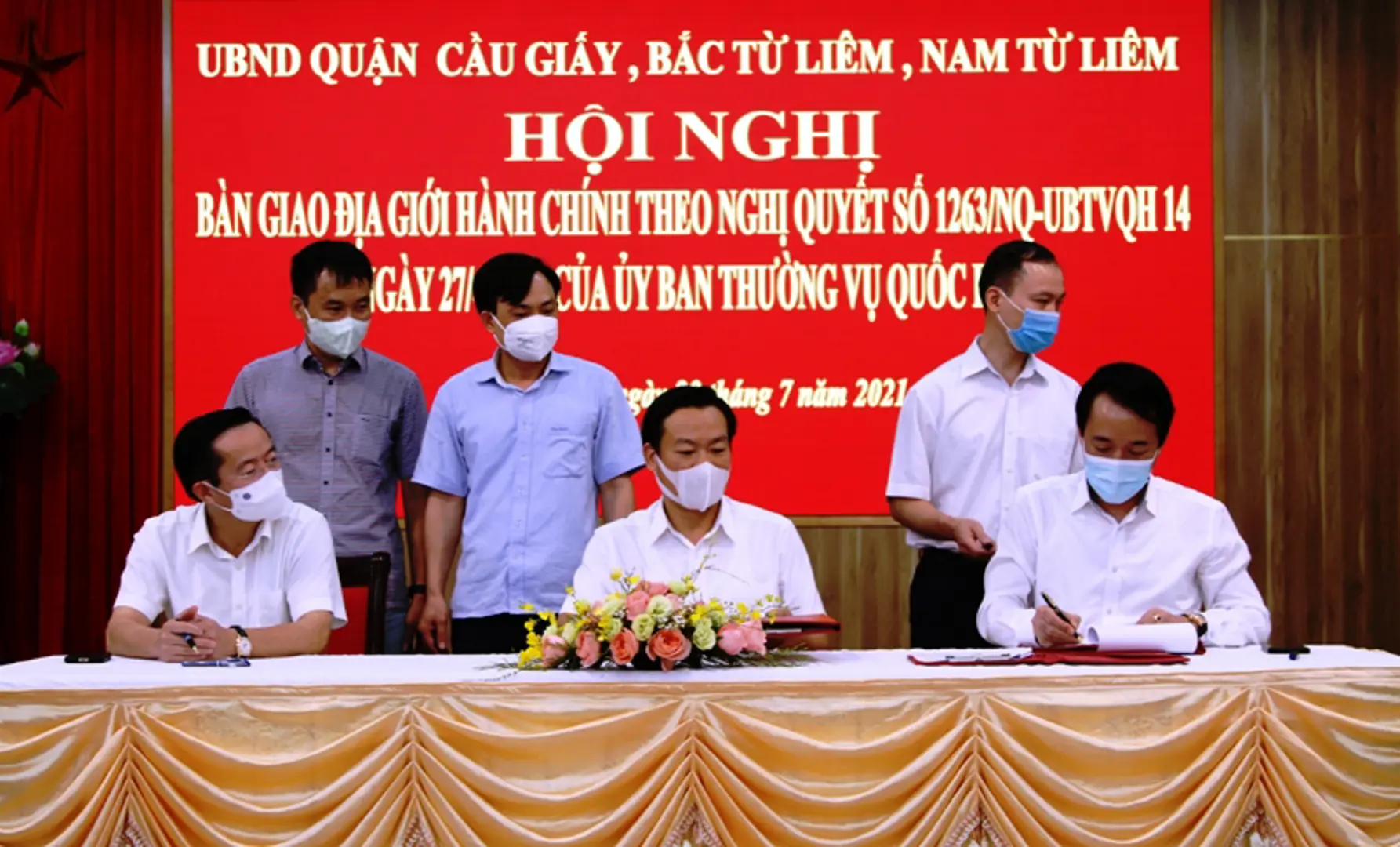 Bàn giao địa giới hành chính giữa 3 quận Cầu Giấy, Nam Từ Liêm, Bắc Từ Liêm