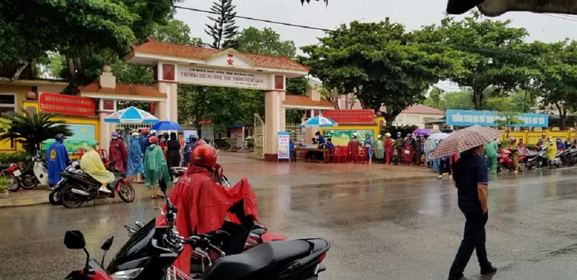 Quảng Trị: Đồng hành, chia sẻ khó khăn cùng thí sinh giữa mùa dịch Covid-19