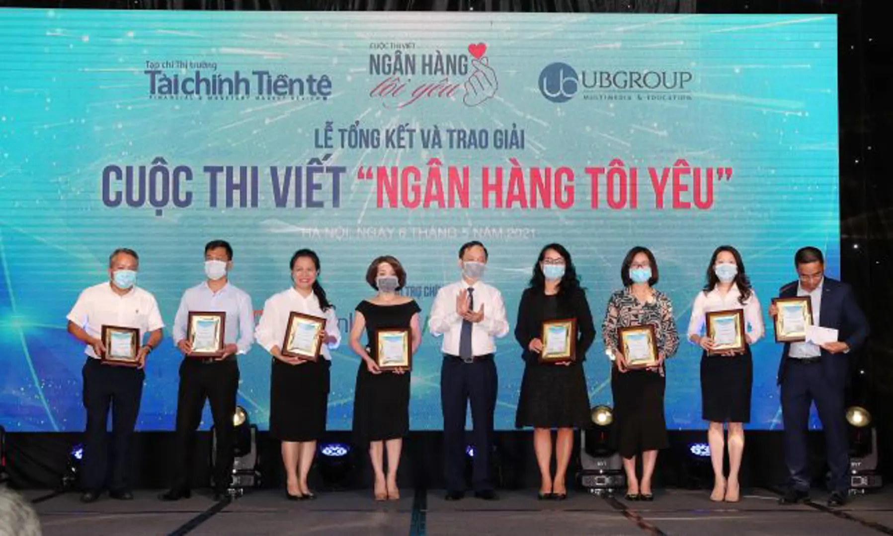 Trao giải cuộc thi viết “Ngân hàng tôi yêu”