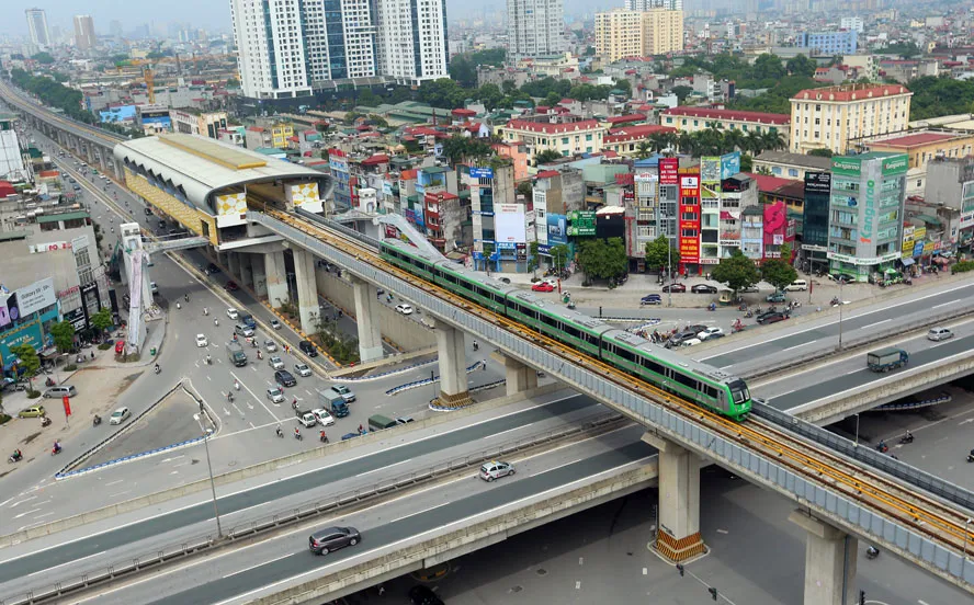 Chuẩn bị nhận bàn giao đường sắt Cát Linh - Hà Đông: Bổ sung nhiều tuyến buýt, nhà chờ