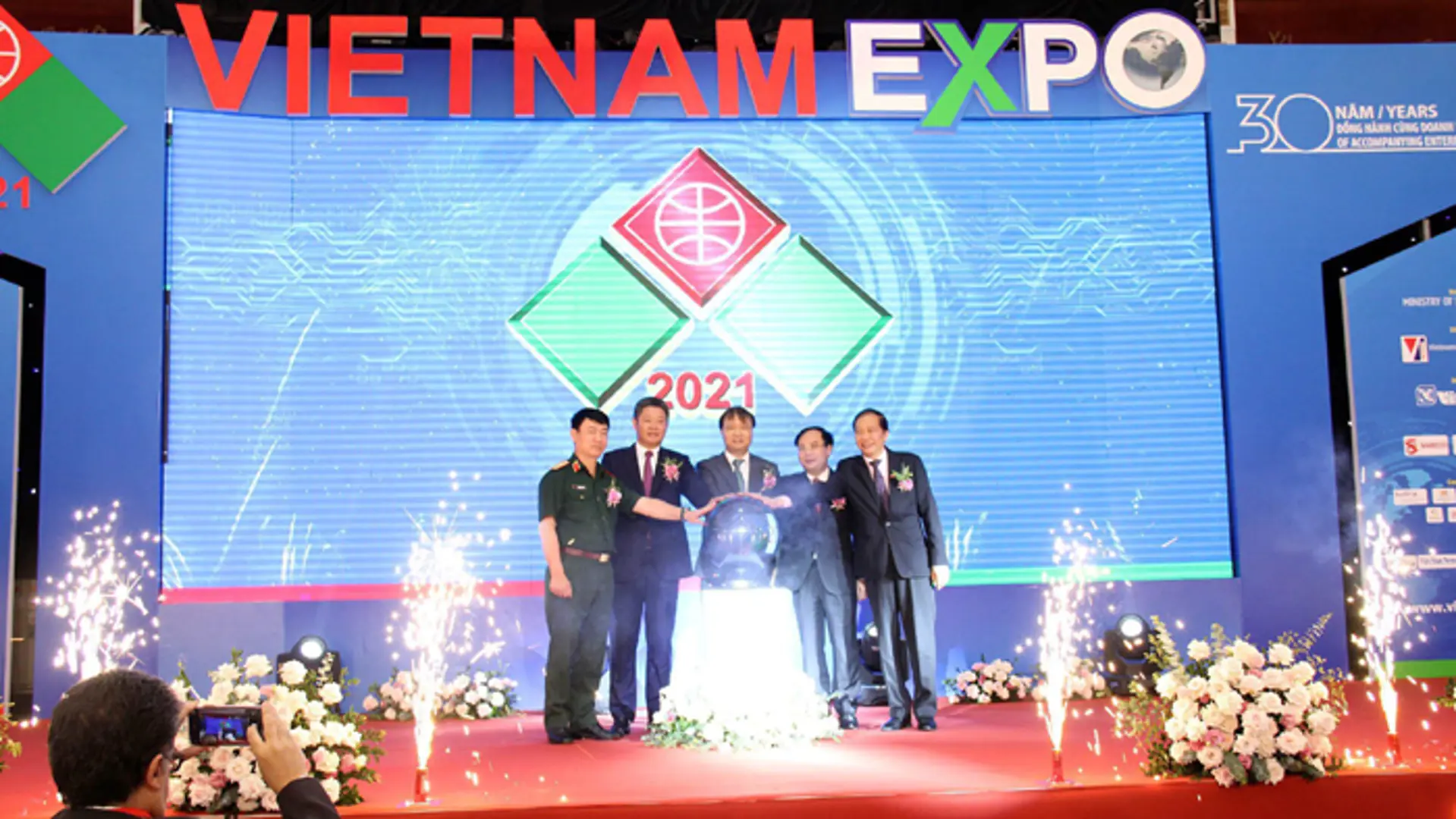 320 doanh nghiệp tham gia Vietnam Expo 2021