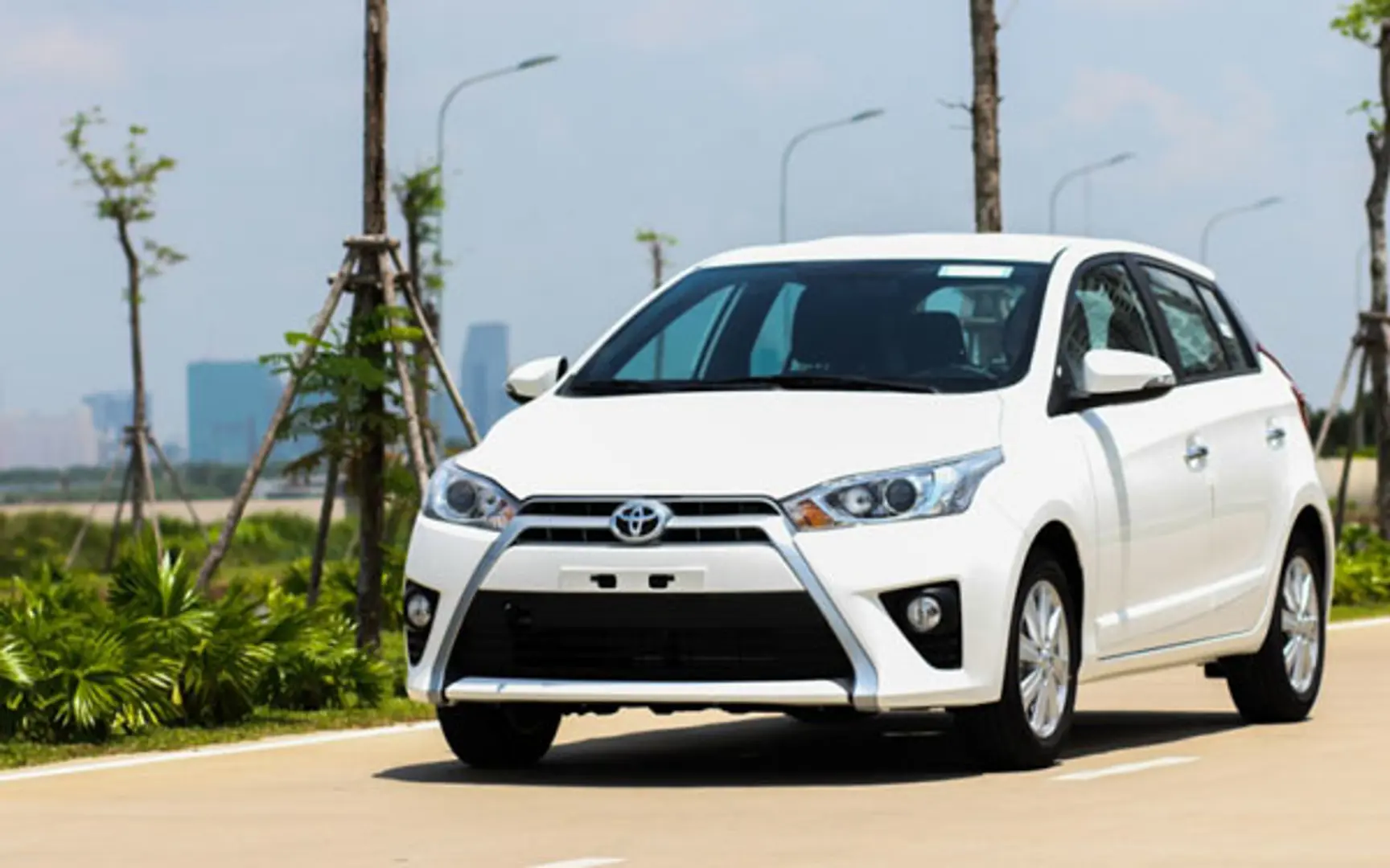 Doanh số Toyota Yaris 2016 tăng vọt