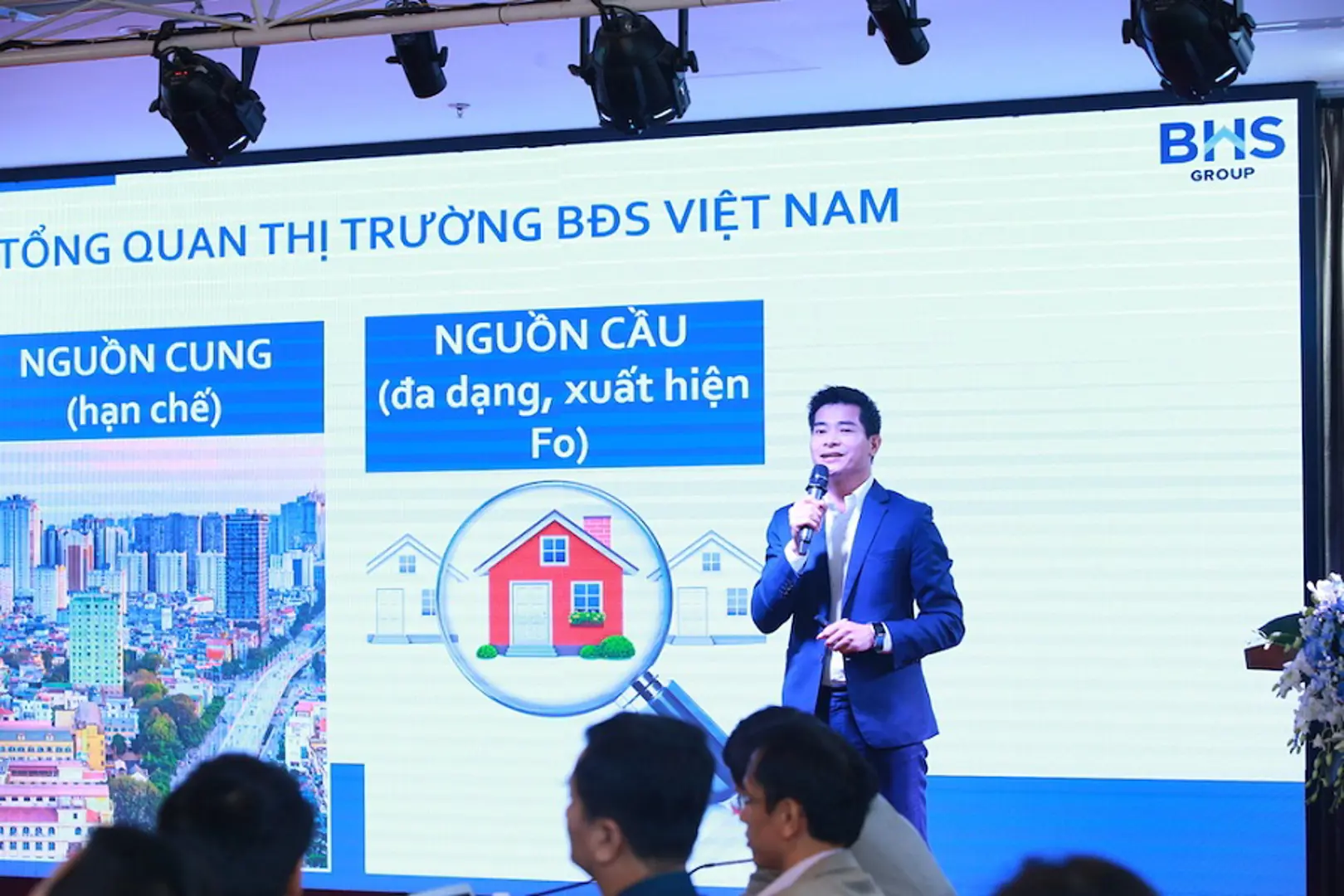 Thị trường Bất động sản 2021: Dòng tiền đổ vào phân khúc nào?