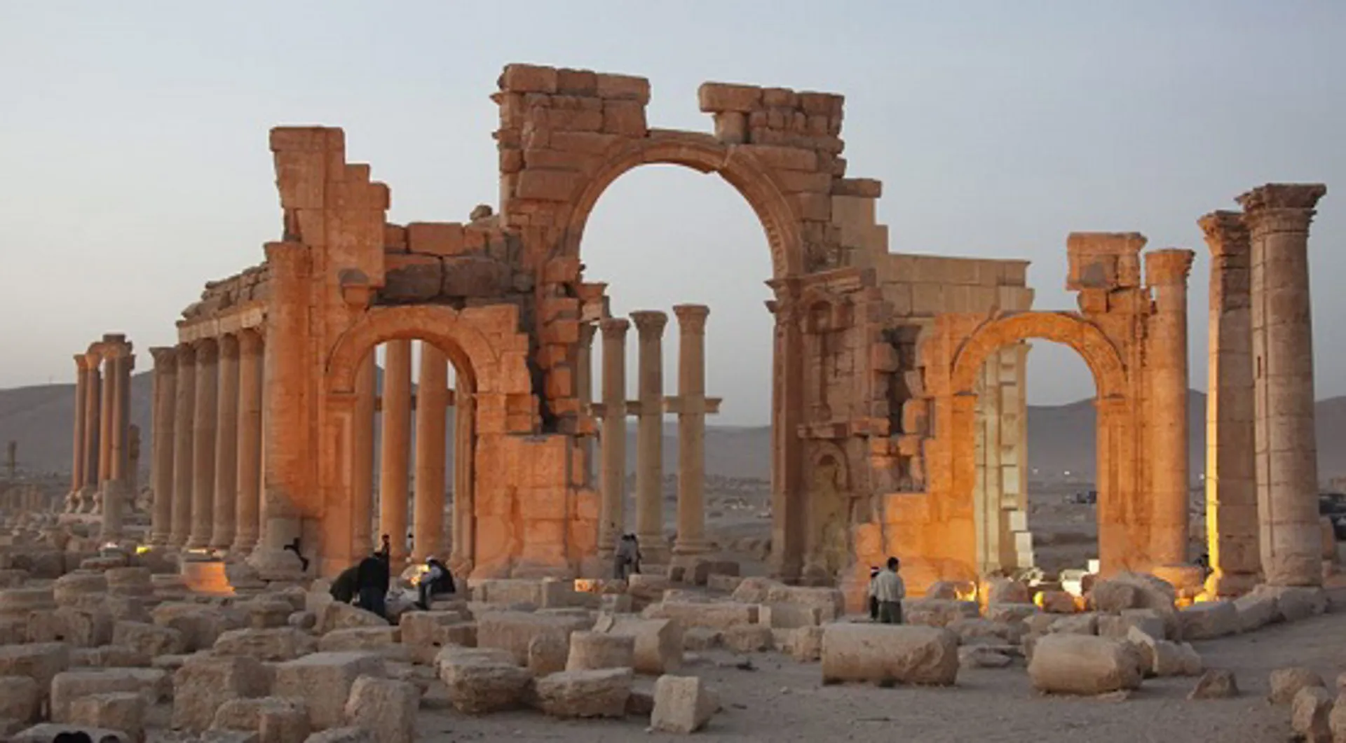 IS hành quyết 12 giáo viên, quân nhân ở Palmyra