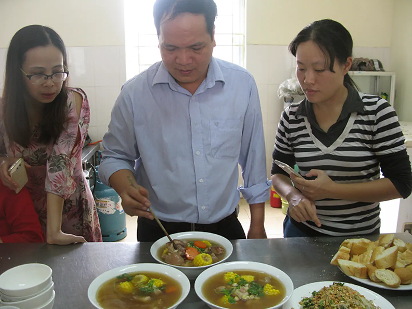 “Với tôi, dạy chế biến món ăn không chỉ là đam mê!”