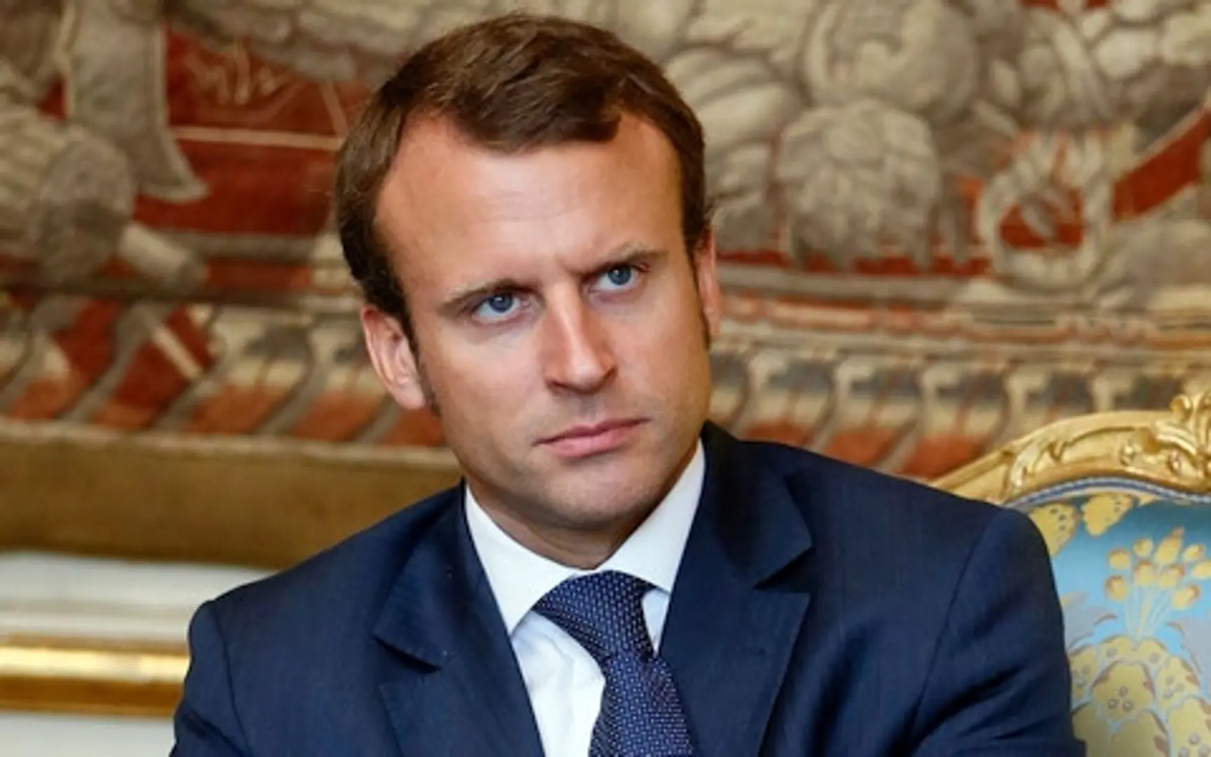 Ông Emmanuel Macron dẫn đầu danh sách 11 ứng viên Tổng thống Pháp