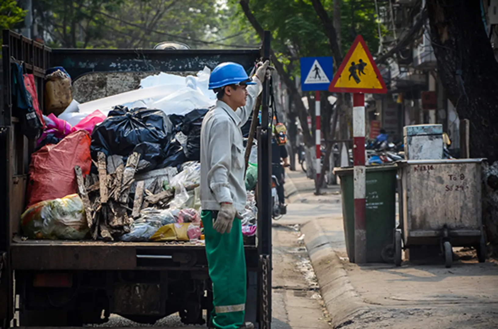 Gần 30.000 tấn rác trong 1 tuần nghỉ Tết Nguyên đán