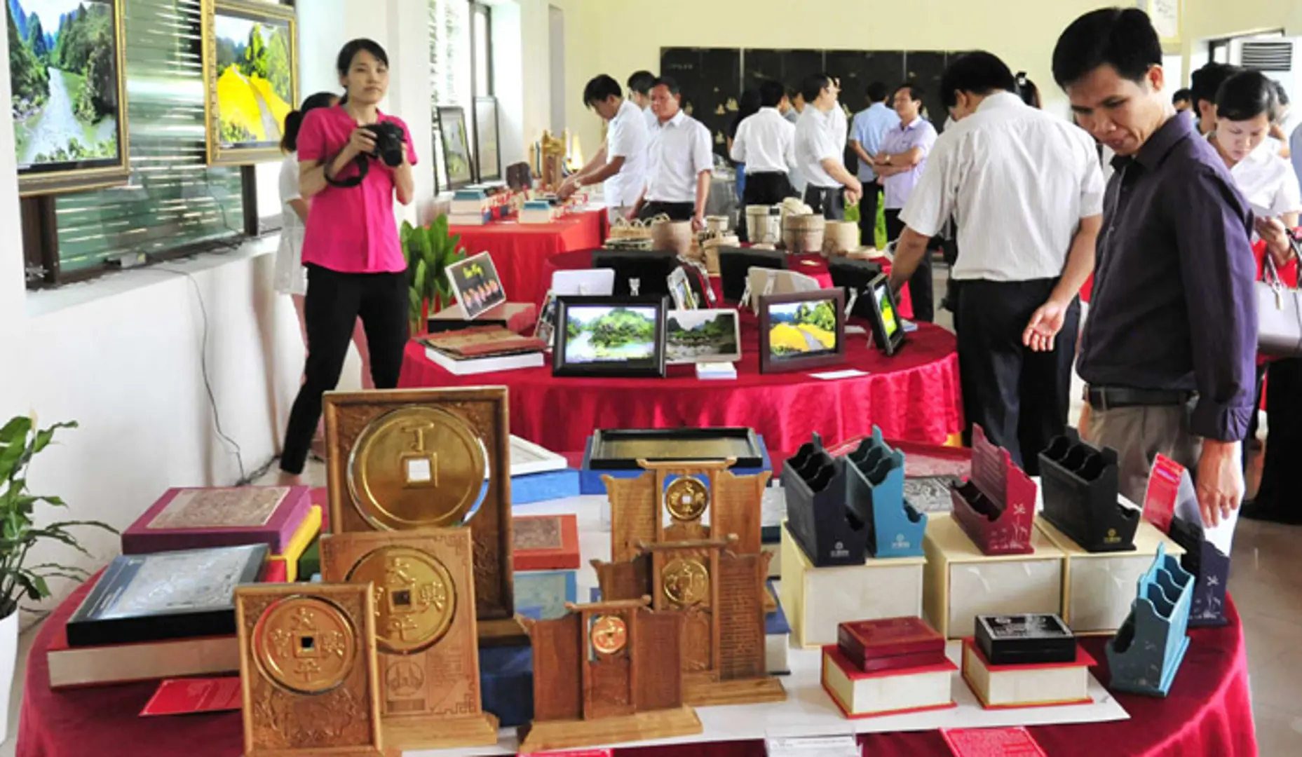 Hội chợ hàng lưu niệm chất lượng cao Thủ đô năm 2020: Kích cầu tiêu thụ hàng thủ công mỹ nghệ trong nước