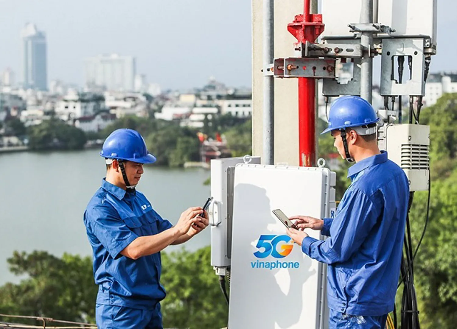 Các nhà mạng phủ sóng 5G: Chủ động ứng dụng công nghệ số