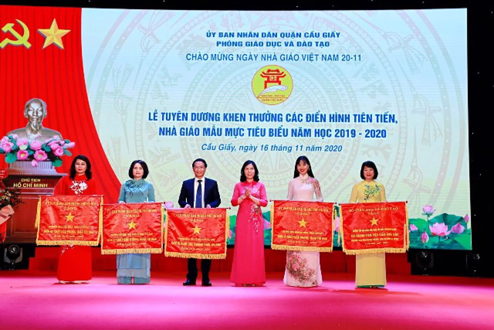 Quận Cầu Giấy tuyên dương các điển hình tiên tiến, nhà giáo mẫu mực