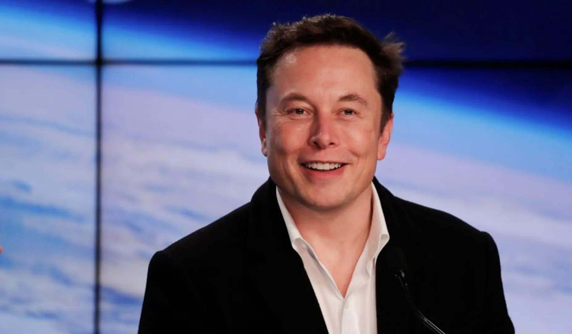 Elon Musk trở thành tỷ phú giàu nhất thế giới