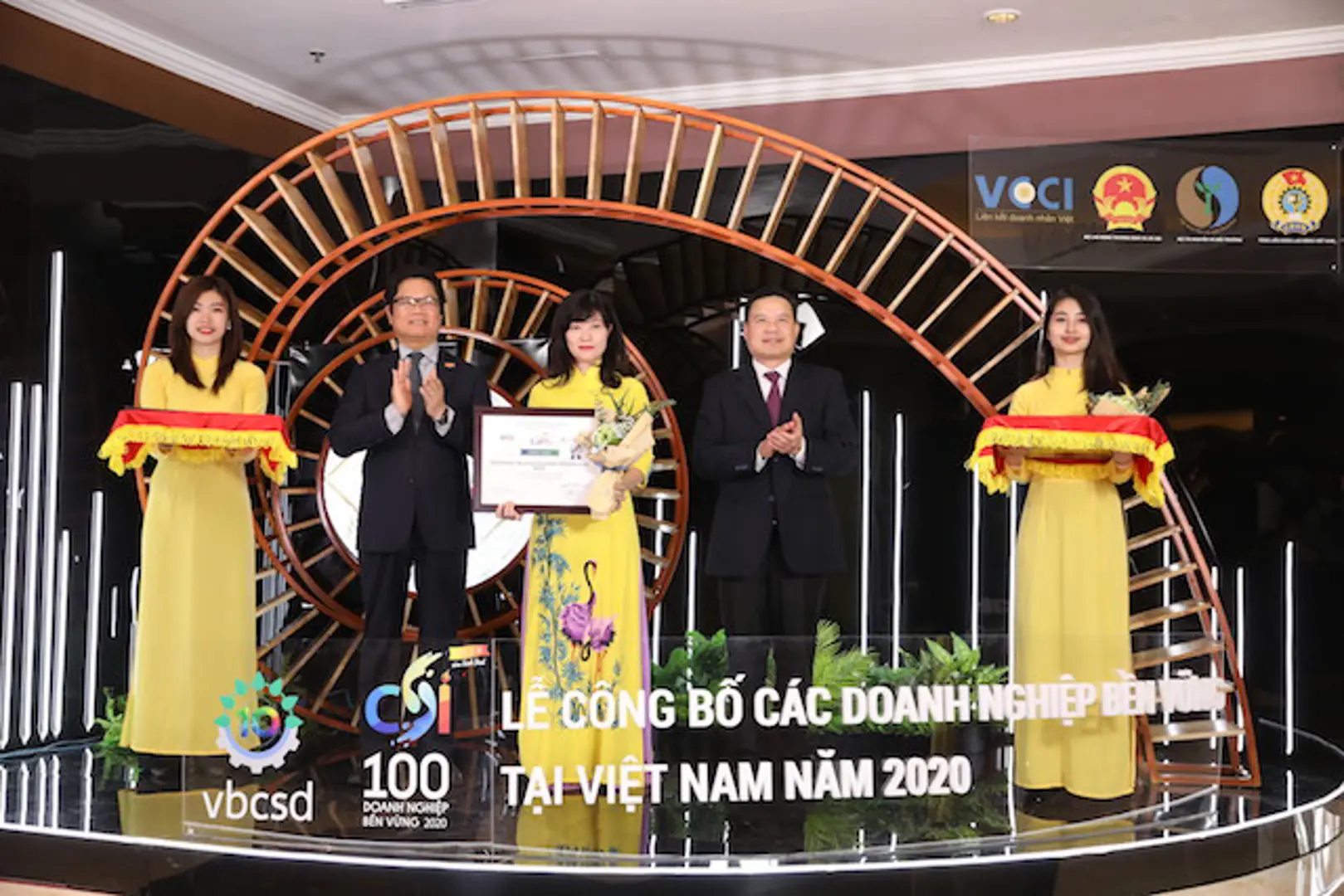 BIDV được vinh danh Doanh nghiệp phát triển bền vững năm 2020