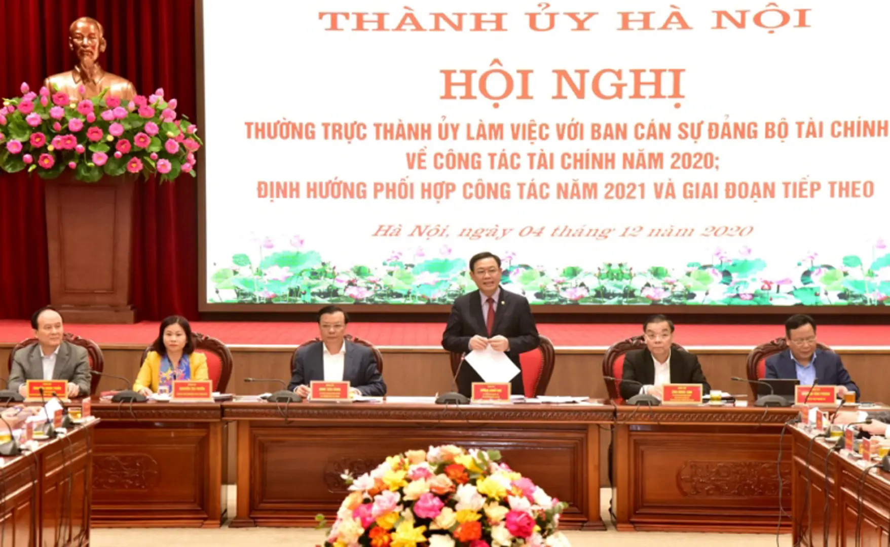 Thường trực Thành uỷ Hà Nội làm việc với Ban cán sự Đảng Bộ Tài chính: Tháo gỡ vướng mắc để tăng nguồn lực cho đầu tư phát triển