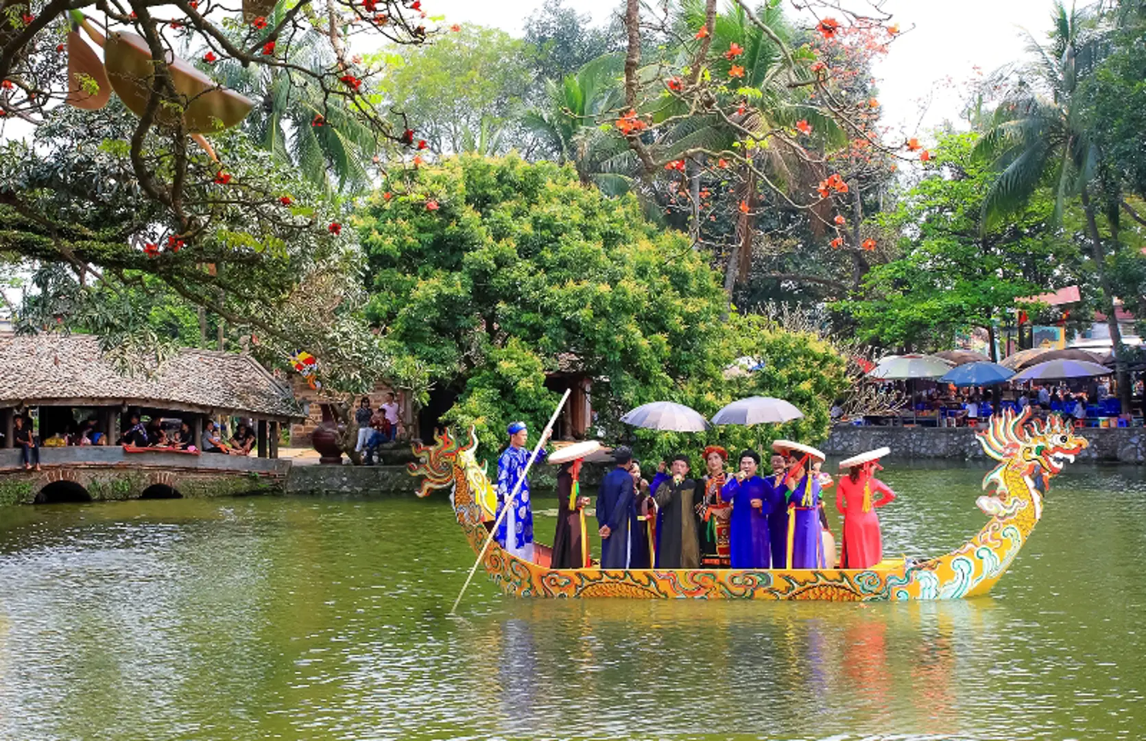 Tháng ba trẩy hội chùa Thầy, Hà Nội