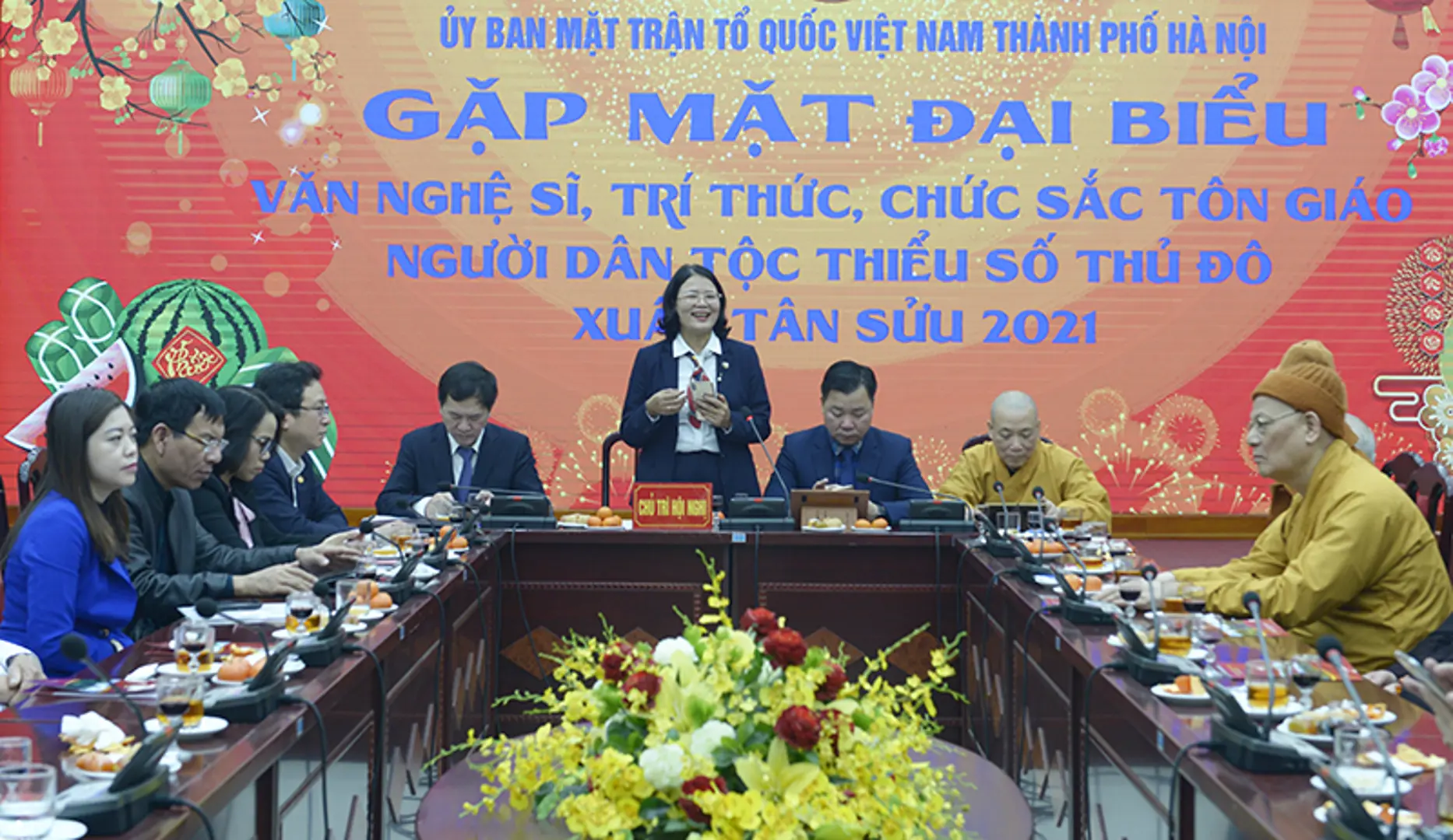 Mặt trận Tổ quốc TP Hà Nội gặp mặt văn nghệ sỹ, trí thức, chức sắc, tôn giáo, người dân tộc thiểu số tiêu biểu