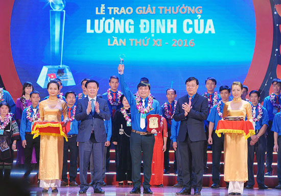 Nhiều thanh niên nông thôn kiếm hàng chục tỷ đồng mỗi năm