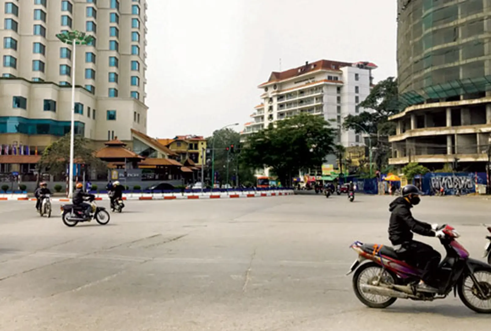 Dự án cầu vượt nút giao An Dương - Thanh Niên: Xây dựng trên cơ sở phương án  an toàn, phòng chống lũ