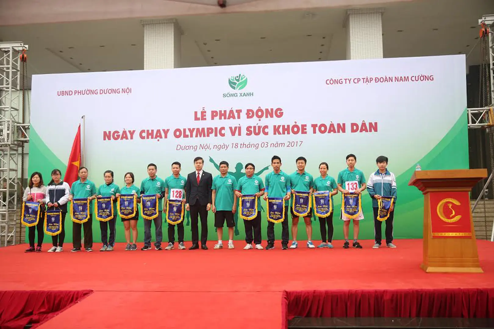 Hơn 1.000 người tham gia giải chạy “Vì sức khỏe toàn dân”