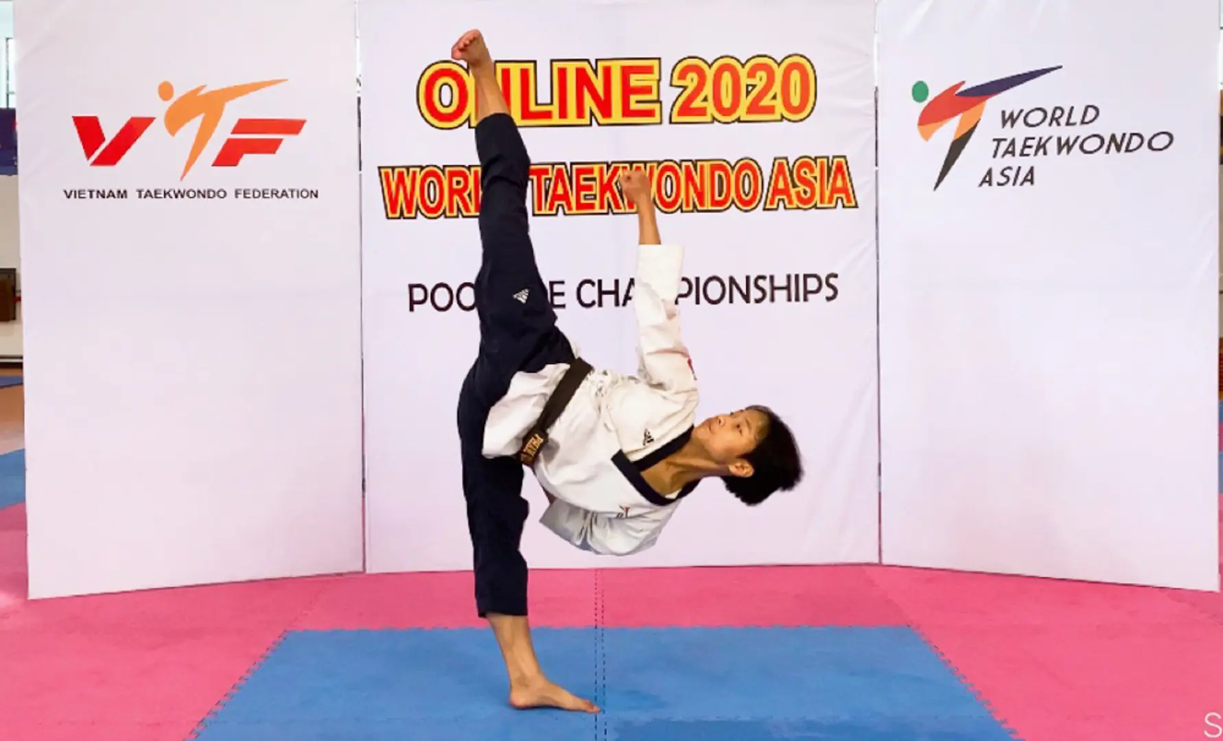 Võ sĩ của Hà Nội giành huy chương tại giải vô địch quyền Taekwondo Châu Á đặc biệt của lịch sử