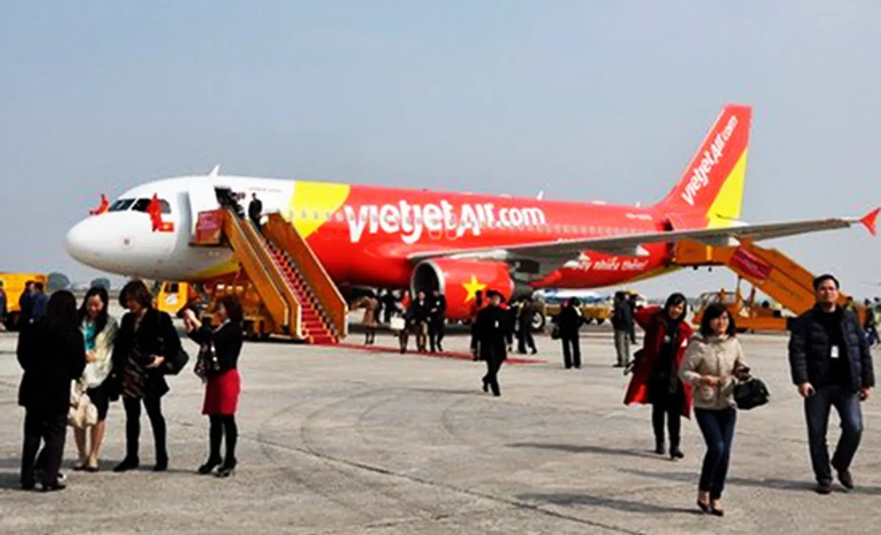 Chào sàn giá “khủng”, cổ phiếu của Vietjet vẫn hút nhà đầu tư